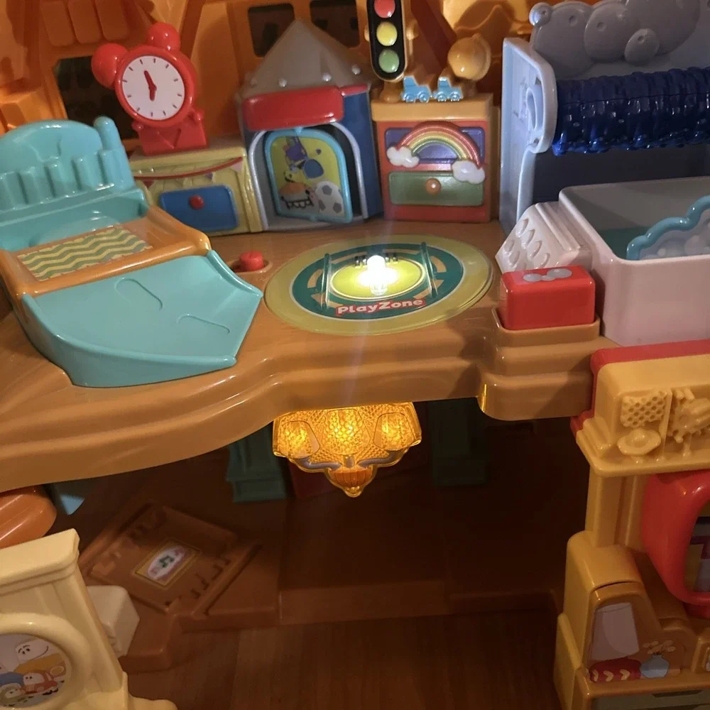 VTech Go Go Cory Carson Cory's Stay & Play Home Set +3 Extra Vehicles